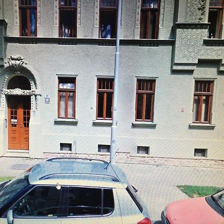Utulne Ubytovani U Centra V Blizkosti Vystaviste Brünn  Kültér fotó